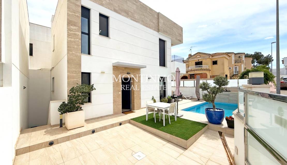 Chalet · Venta · Orihuela Costa · Villamartin